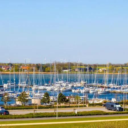 Marina408 - Hafenrundblick & Direkt Am Appartement